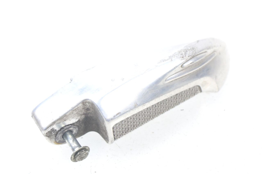 photo de CALE PIED ARRIERE DROIT HONDA NHX LEAD 110 (2008 - 2010)