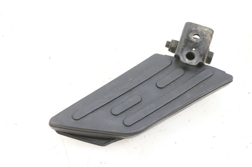 photo de CALE PIED ARRIERE DROIT PEUGEOT KISBEE 4T 50 (2010 - 2017)