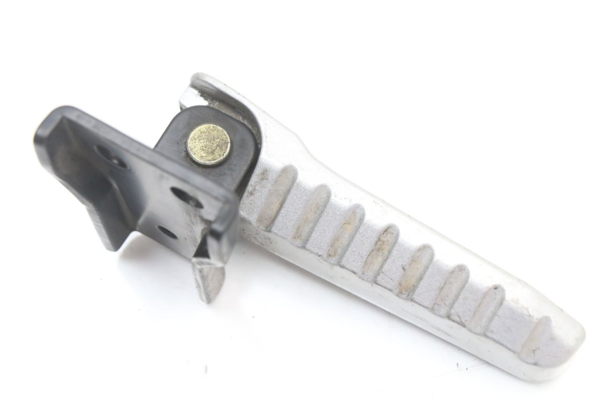 photo de CALE PIED ARRIERE DROIT LONGJIA EASY MAX 125 (2020 - 2024)