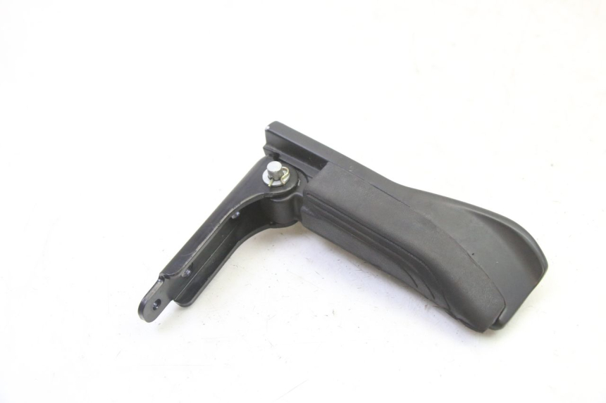photo de CALE PIED ARRIERE DROIT PIAGGIO MP3 HPE 310 (2024 - 2025)