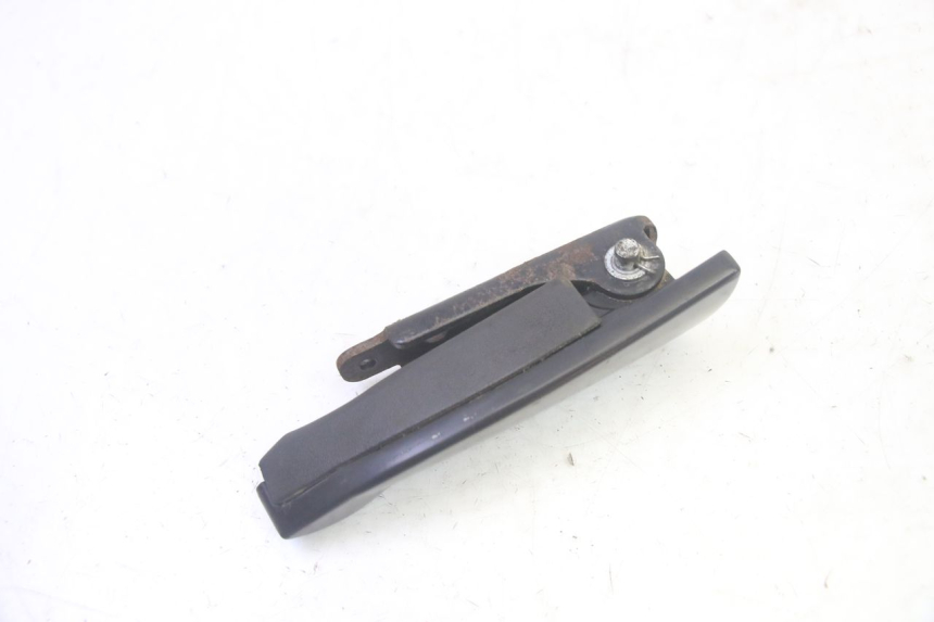 photo de CALE PIED ARRIERE DROIT PIAGGIO MP3 500 (2016 - 2018) - Zoom état d’usage