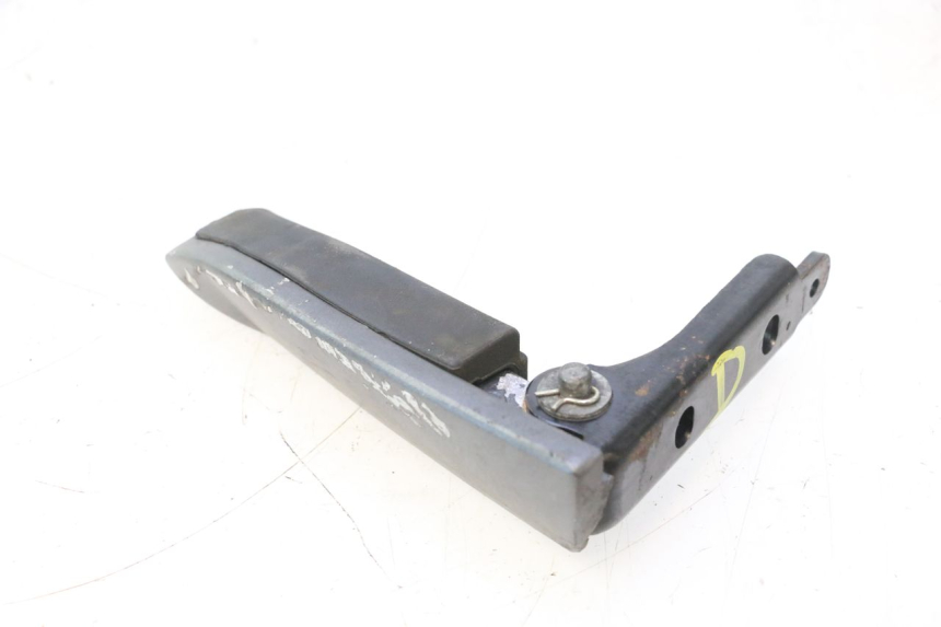 photo de CALE PIED ARRIERE DROIT PIAGGIO MP3 500 (2016 - 2018) - Vue principale