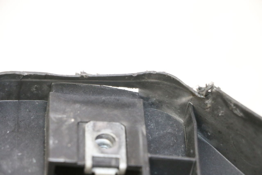 photo de CALE PIED ARRIERE DROIT PIAGGIO NEW TYPHOON 50 (2010 - 2017)