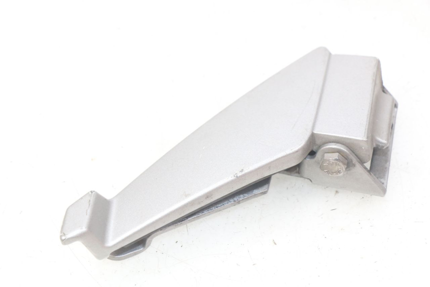 photo de CALE PIED ARRIERE DROIT PEUGEOT GEOPOLIS 400 (2007 - 2013)