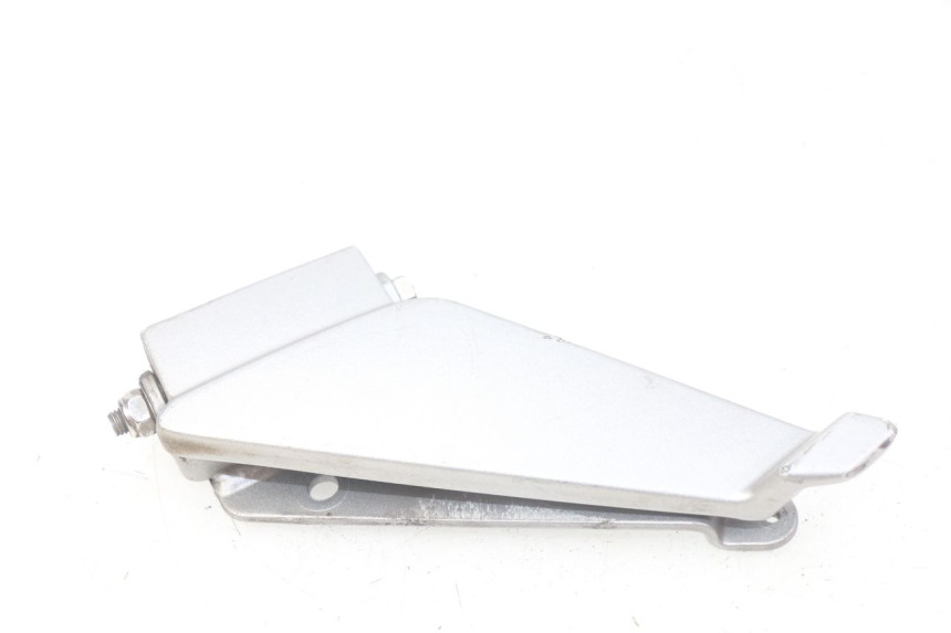 photo de CALE PIED ARRIERE DROIT PEUGEOT GEOPOLIS 400 (2007 - 2013)