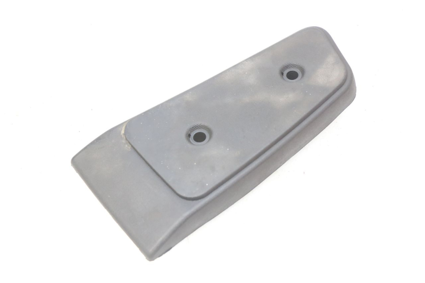 photo de CALE PIED ARRIERE DROIT PIAGGIO MP3 LT 300 (2010 - 2016)