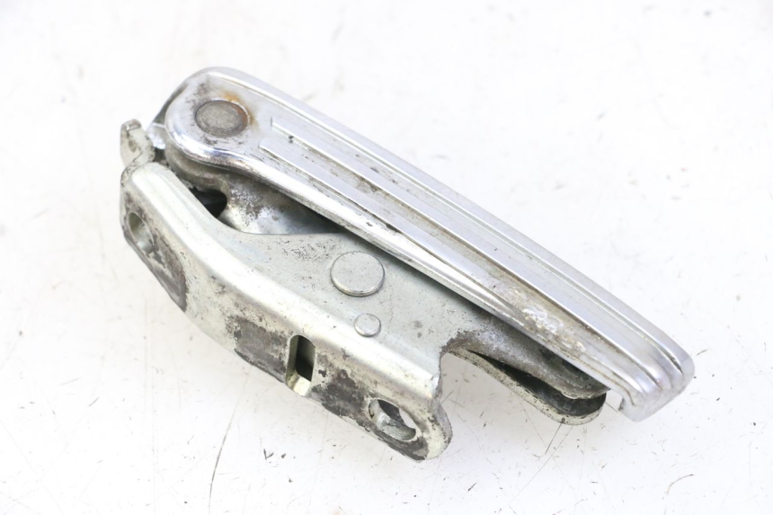 photo de CALE PIED ARRIERE DROIT PIAGGIO VESPA GRANTURISMO 200 (2004 - 2005)
