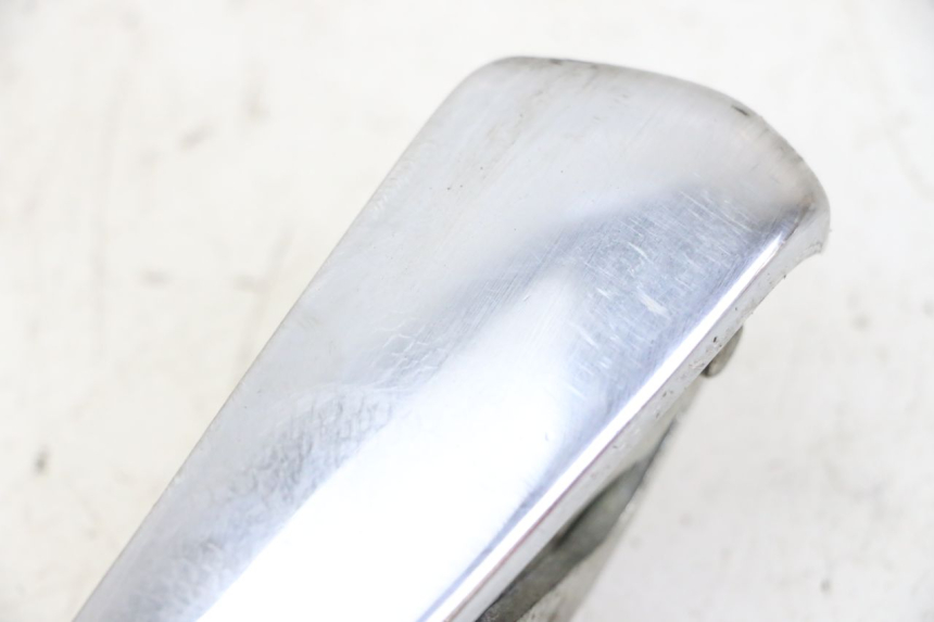 photo de CALE PIED ARRIERE DROIT PIAGGIO VESPA GRANTURISMO 200 (2004 - 2005)