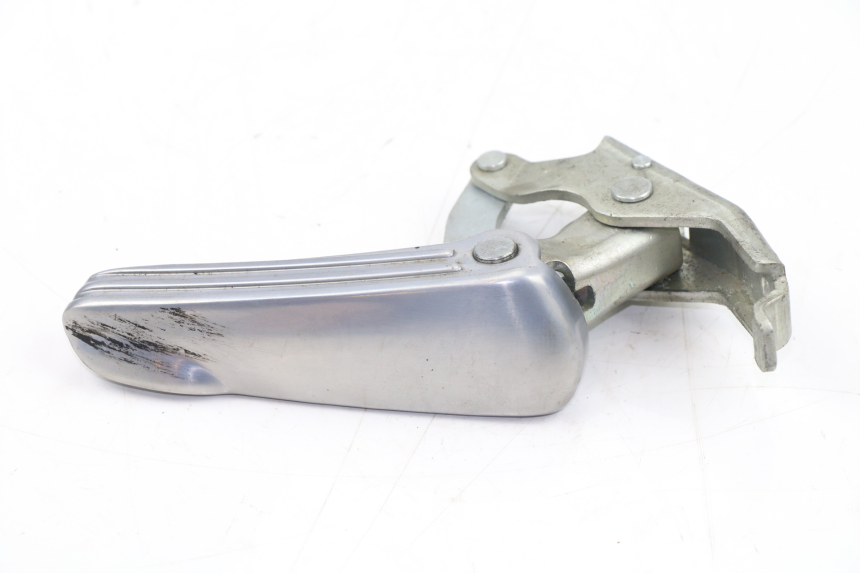 photo de CALE PIED ARRIERE DROIT PIAGGIO VESPA GTS IE 300 (2010 - 2016)