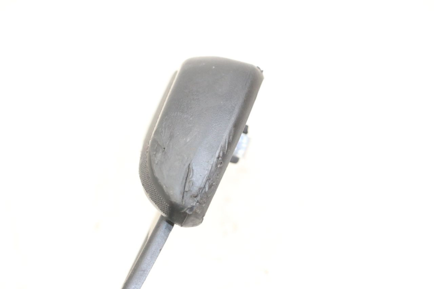photo de CALE PIED ARRIERE DROIT PIAGGIO VESPA PRIMAVERA 4T 50 (2021 - 2024)