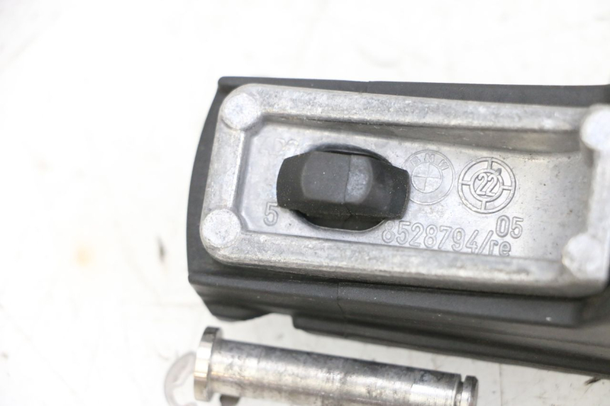 photo de CALE PIED ARRIERE DROIT BMW R GS 1250 (2021 - 2024) - Zoom état d’usage