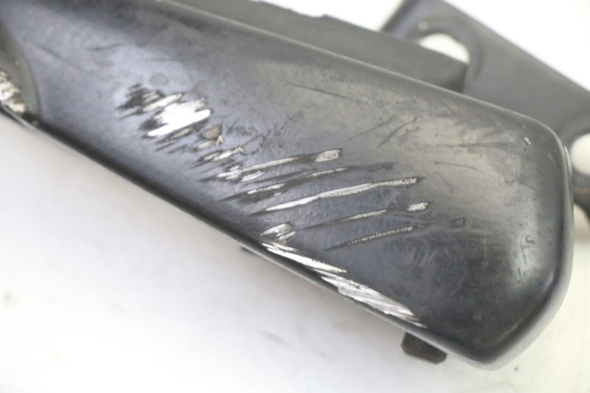 photo de CALE PIED ARRIERE DROIT GILERA RUNNER SP 50 (2006 - 2008)