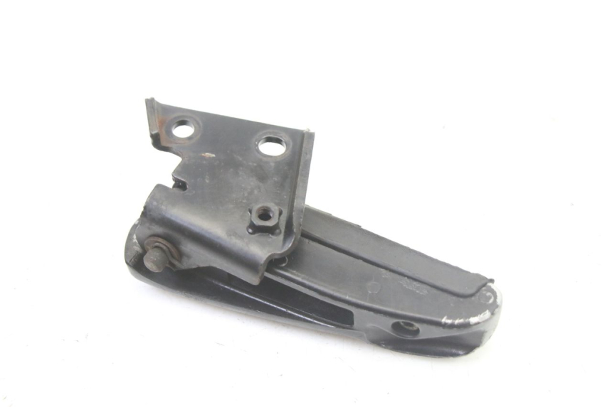 photo de CALE PIED ARRIERE DROIT GILERA RUNNER SP 50 (2006 - 2008)