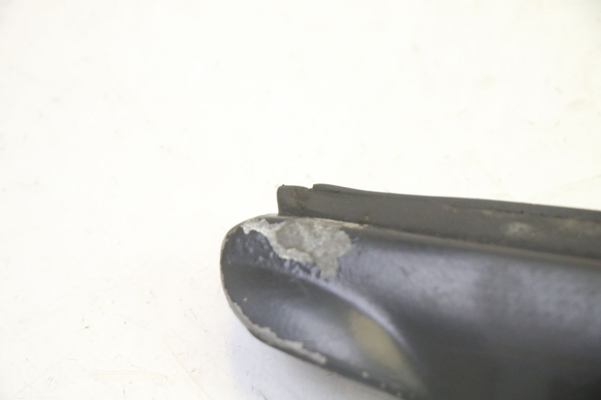 photo de CALE PIED ARRIERE DROIT GILERA RUNNER SP 50 (2009 - 2017)