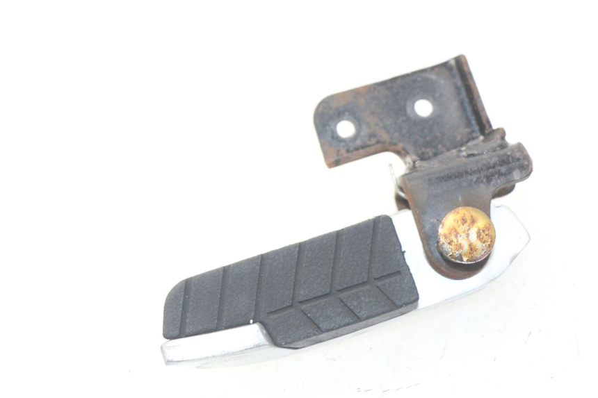 photo de CALE PIED ARRIERE DROIT DAELIM S3 125 (2010 - 2017)