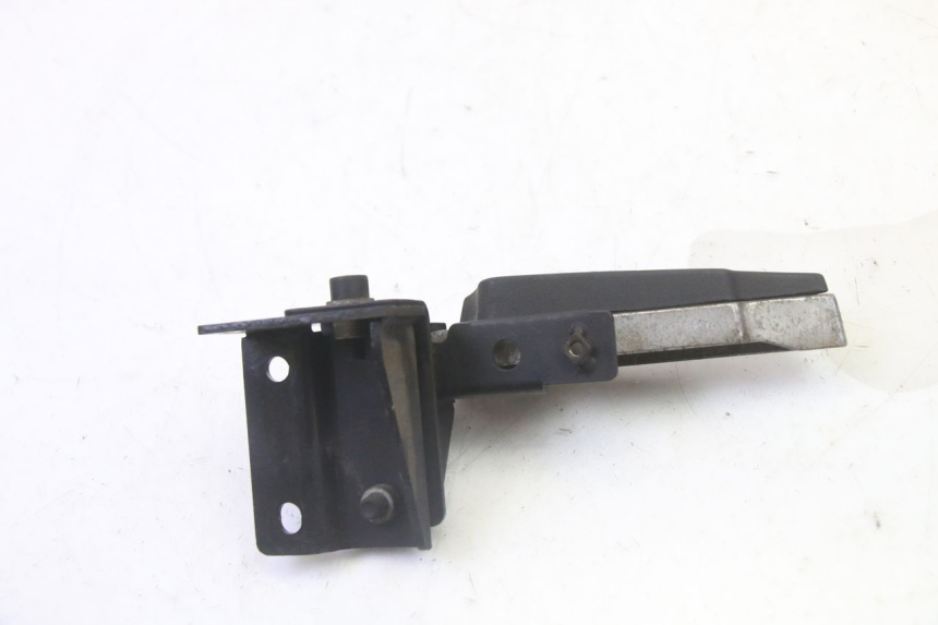 photo de CALE PIED ARRIERE DROIT PEUGEOT SATELIS 125 (2013 - 2018)