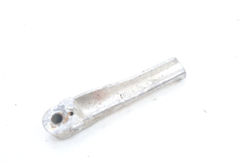 photo de CALE PIED ARRIERE DROIT PEUGEOT SPEEDFIGHT LC 50 (1996 - 2002) - Gros plan technique