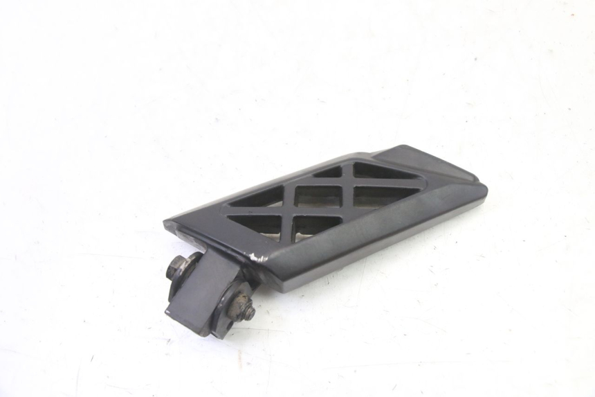 photo de CALE PIED ARRIERE DROIT PEUGEOT STREETZONE I NAKED 2T 50 (2018 - 2020)