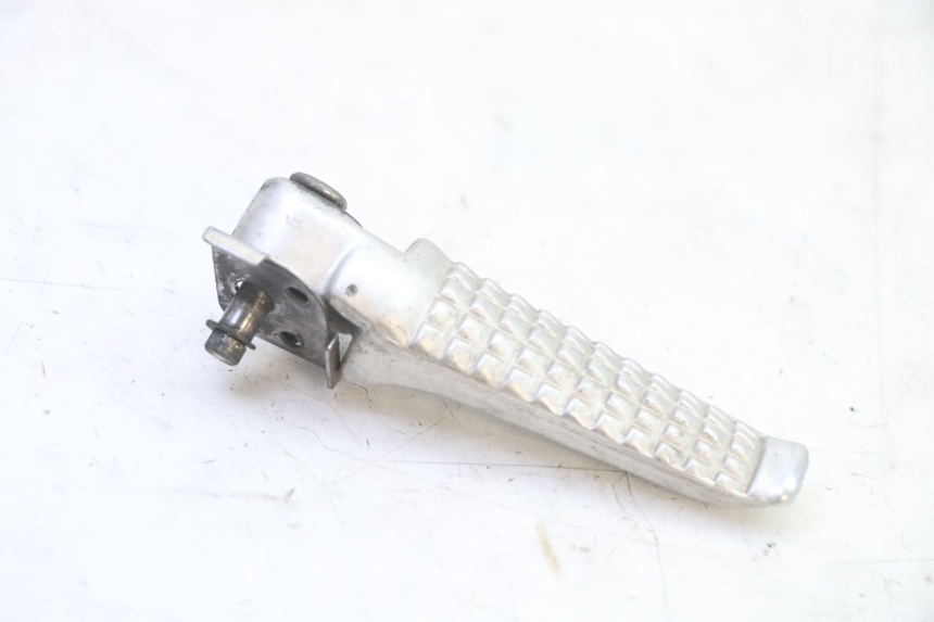 photo de CALE PIED ARRIERE DROIT SUZUKI SV S 650 (2003 - 2009)