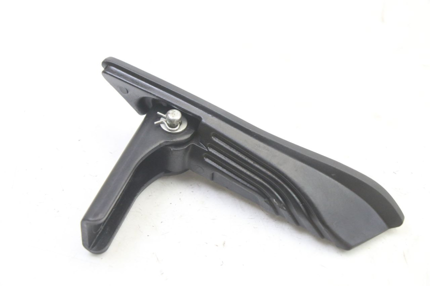 photo de CALE PIED ARRIERE DROIT APRILIA SXR 50 (2021 - 2023)