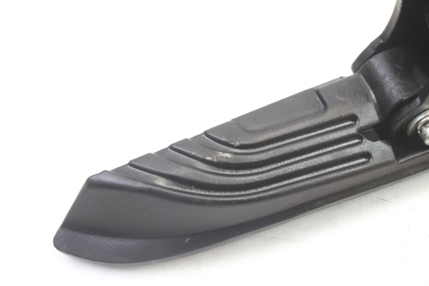 photo de CALE PIED ARRIERE DROIT APRILIA SXR 50 (2021 - 2023)