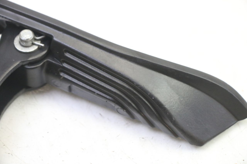photo de CALE PIED ARRIERE DROIT APRILIA SXR 50 (2021 - 2023)