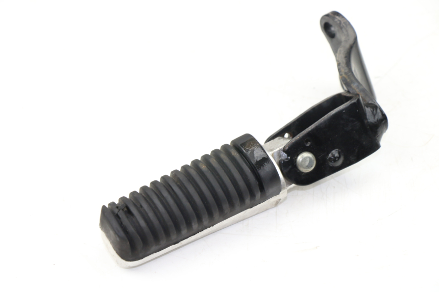 photo de CALE PIED ARRIERE DROIT YAMAHA X-MAX XMAX 250 (2006 - 2009)