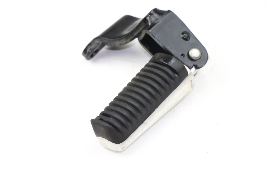 photo de CALE PIED ARRIERE DROIT YAMAHA X-MAX XMAX 250 (2006 - 2009)