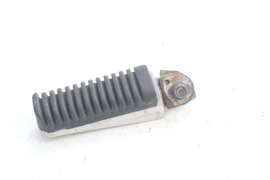 photo de CALE PIED ARRIERE DROIT YAMAHA XJR 1300 (1998 - 2002) - Zoom état d’usage