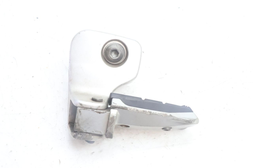 photo de CALE PIED ARRIERE GAUCHE BMW C1 125 (2000 - 2003) - Zoom état d’usage
