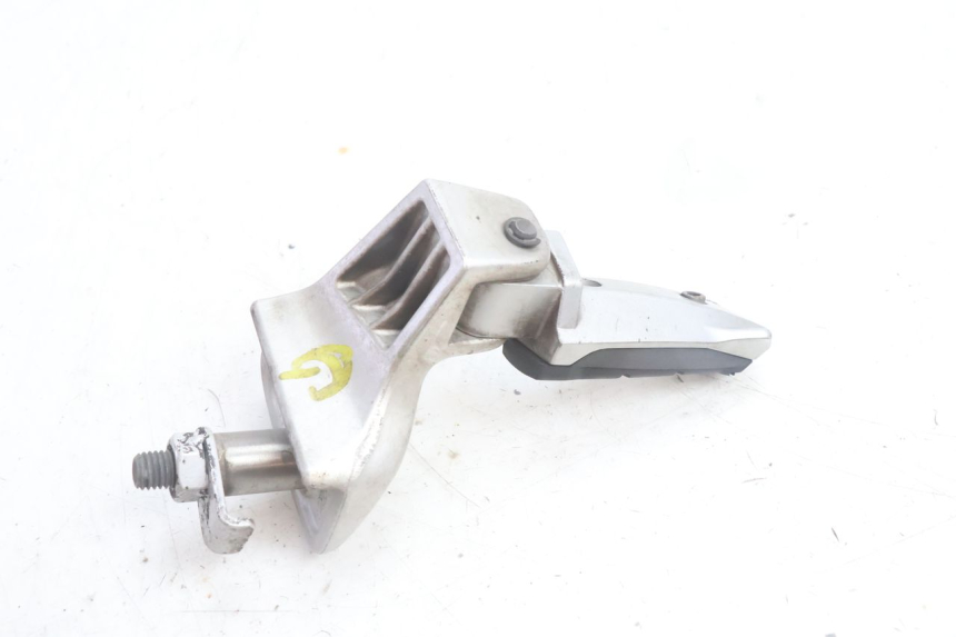 photo de CALE PIED ARRIERE GAUCHE BMW C1 125 (2000 - 2003) - État de surface