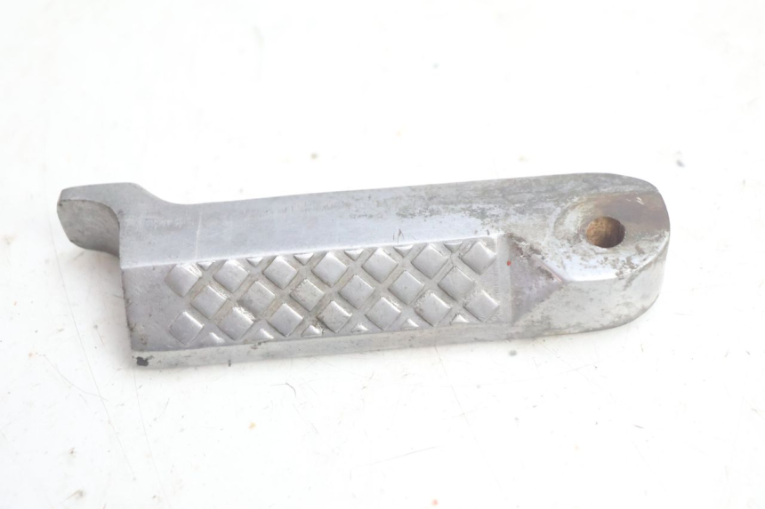 photo de CALE PIED ARRIERE GAUCHE CF MOTO E-CHARM 125 (2005 - 2008) - Détail de la pièce