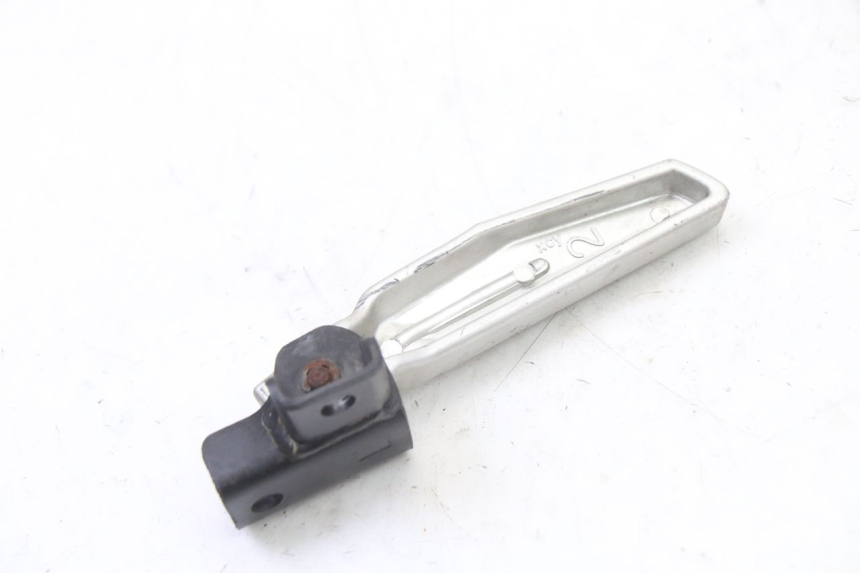 photo de CALE PIED ARRIERE GAUCHE SYM FIDDLE 3 III 125 (2014 - 2020)