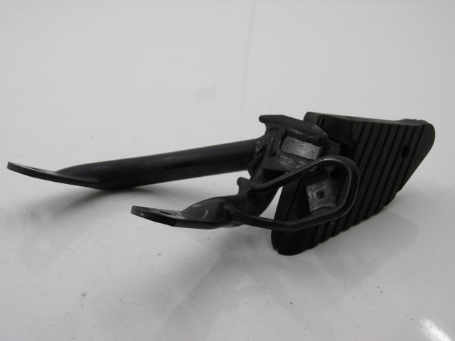 photo de CALE PIED ARRIERE GAUCHE HONDA SH 125 (2001 - 2003)