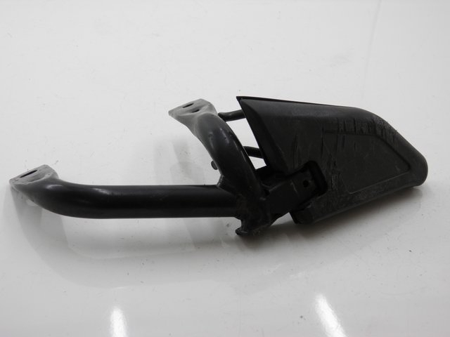 photo de CALE PIED ARRIERE GAUCHE HONDA SH 125 (2001 - 2003)