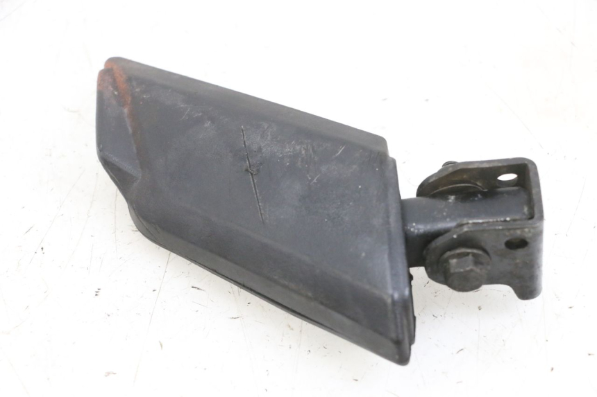 photo de CALE PIED ARRIERE GAUCHE PEUGEOT KISBEE 4T 50 (2010 - 2017)