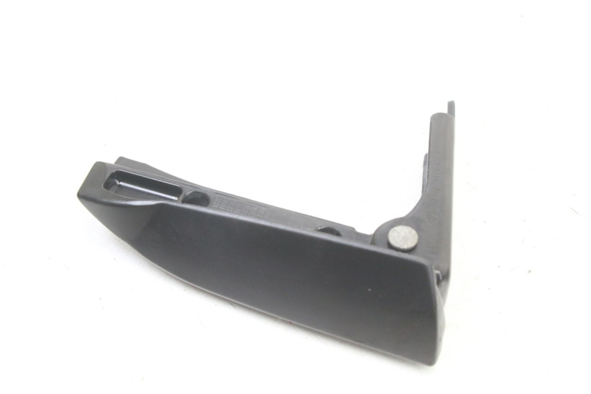 photo de CALE PIED ARRIERE GAUCHE PIAGGIO MP3 500 (2014 - 2017) - Gros plan technique