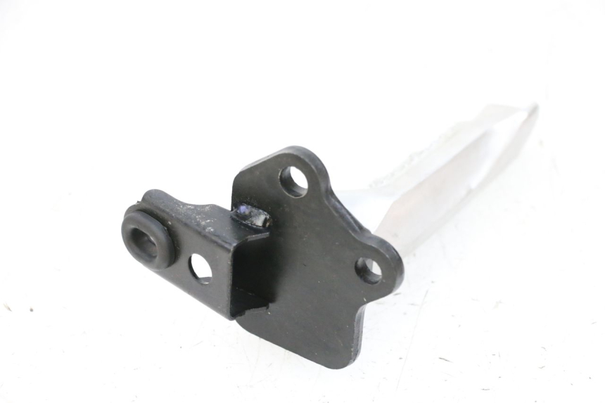 photo de CALE PIED ARRIERE GAUCHE YAMAHA NEO'S CORE 1 (2022 - 2026) - Vue d’ensemble