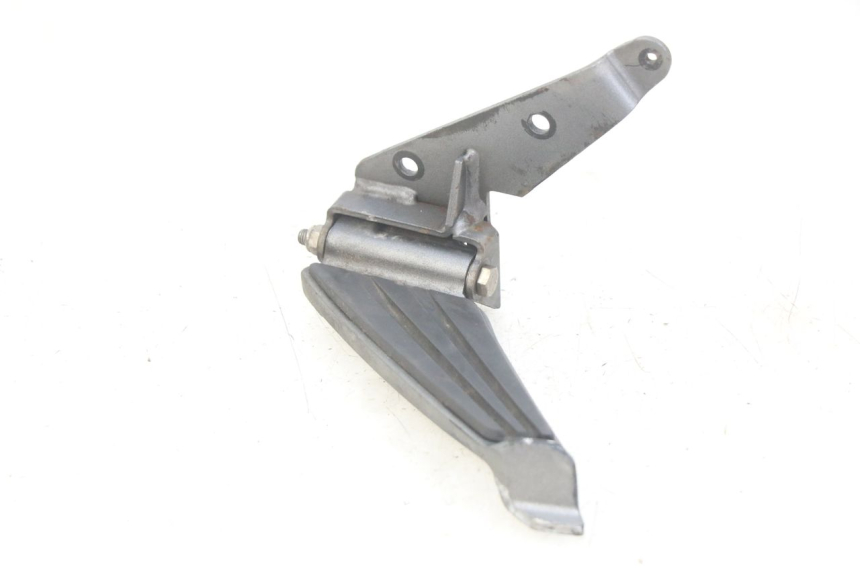 photo de CALE PIED ARRIERE GAUCHE PEUGEOT GEOPOLIS RS 125 (2007 - 2009)