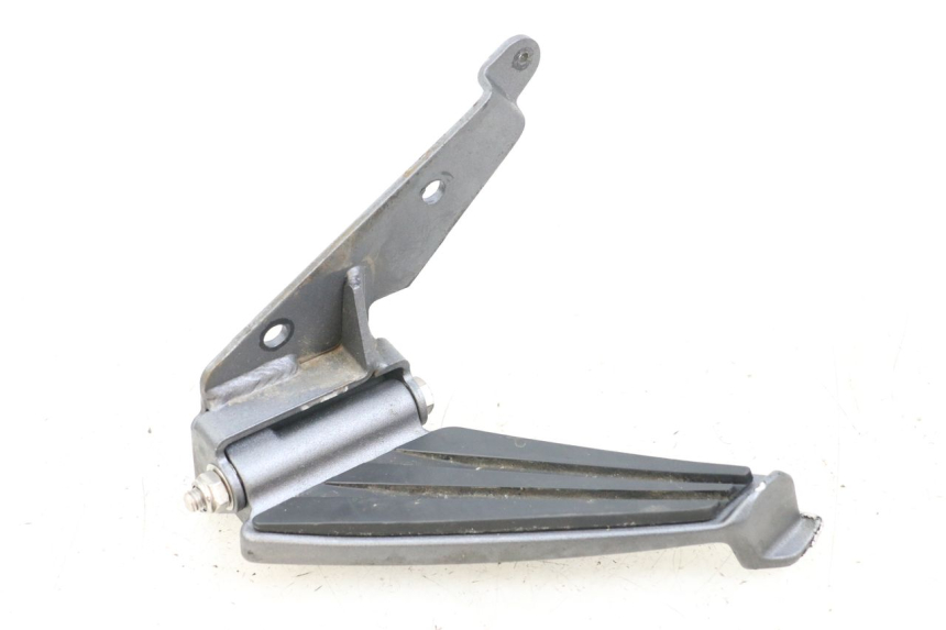 photo de CALE PIED ARRIERE GAUCHE PEUGEOT GEOPOLIS RS 125 (2007 - 2009)
