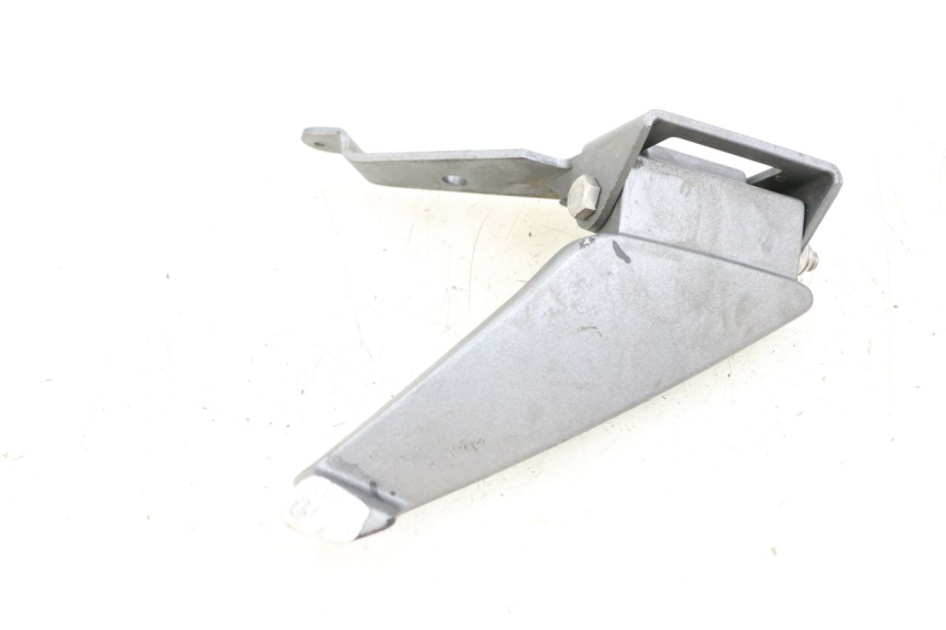 photo de CALE PIED ARRIERE GAUCHE PEUGEOT GEOPOLIS RS 125 (2007 - 2009)