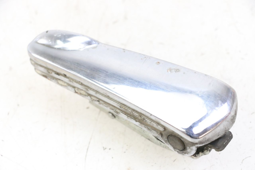 photo de CALE PIED ARRIERE GAUCHE PIAGGIO VESPA GRANTURISMO 200 (2004 - 2005)