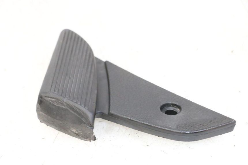 photo de CALE PIED ARRIERE GAUCHE PIAGGIO VESPA S 2T 50 (2007 - 2014)