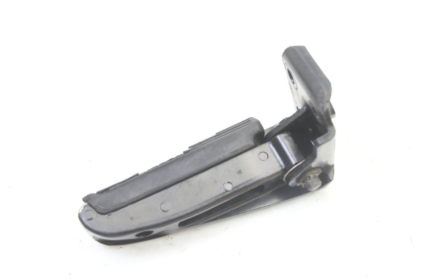 photo de CALE PIED ARRIERE GAUCHE GILERA RUNNER SP 50 (2006 - 2008)