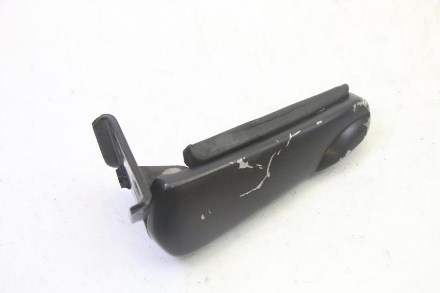 photo de CALE PIED ARRIERE GAUCHE GILERA RUNNER SP 50 (2009 - 2017)