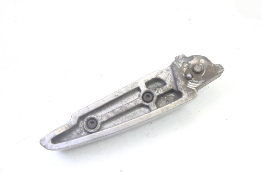 photo de CALE PIED ARRIERE GAUCHE PEUGEOT SATELIS 125 (2013 - 2018)