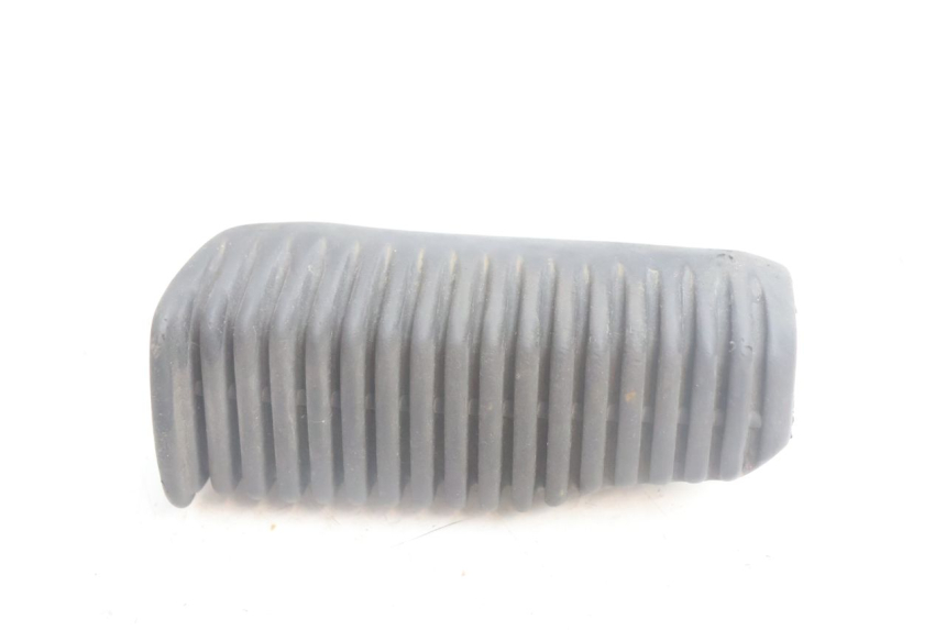 photo de CALE PIED ARRIERE GAUCHE APRILIA SCARABEO GT 125 (1999 - 2007) - Vue principale