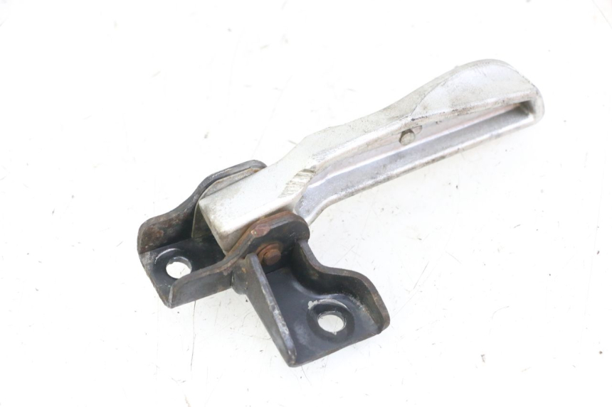 photo de CALE PIED ARRIERE GAUCHE PEUGEOT TWEET PRO CARGO 50 (2018 - 2020)