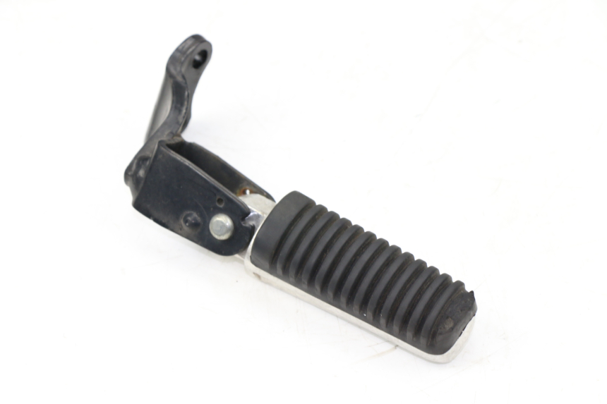 photo de CALE PIED ARRIERE GAUCHE YAMAHA X-MAX XMAX 250 (2006 - 2009)