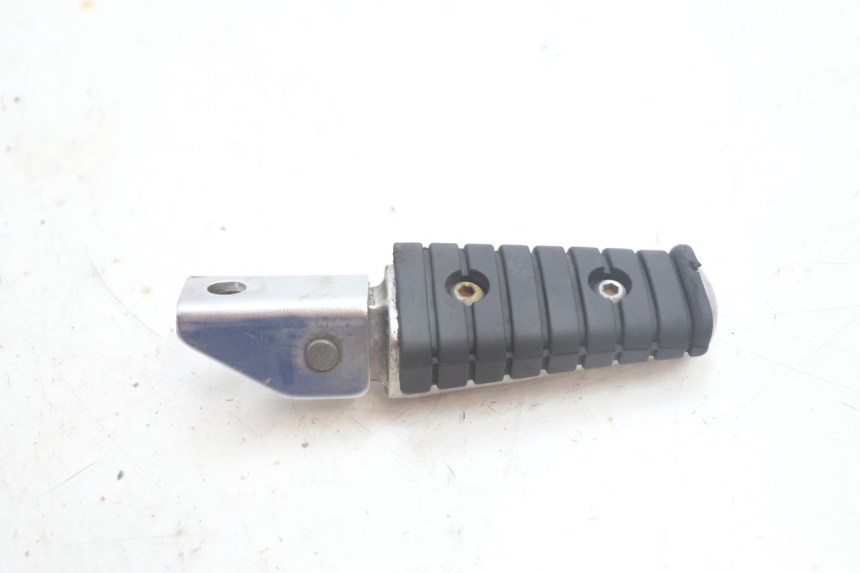 photo de CALE PIED ARRIERE GAUCHE YAMAHA XV VIRAGO 535 (1988 - 2004) - Vue d’ensemble